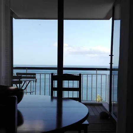Shearwaters - Sounds Of The Sea Apartman